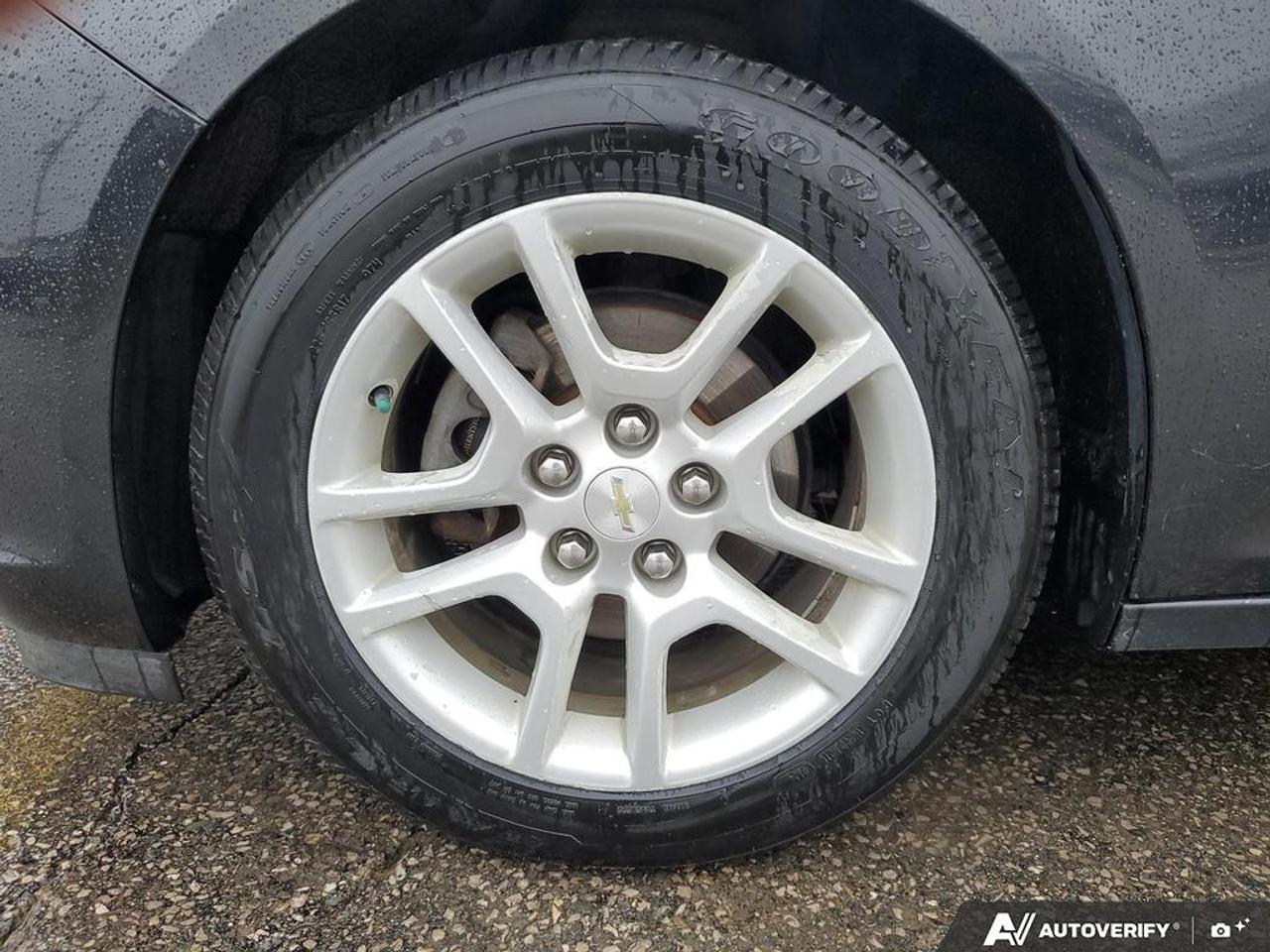 2015 Chevrolet Malibu LT-SUNROOF-REAR CAMERA-REMOTE START Photo