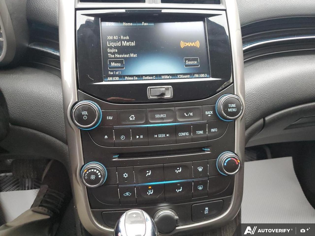 2015 Chevrolet Malibu LT-SUNROOF-REAR CAMERA-REMOTE START Photo