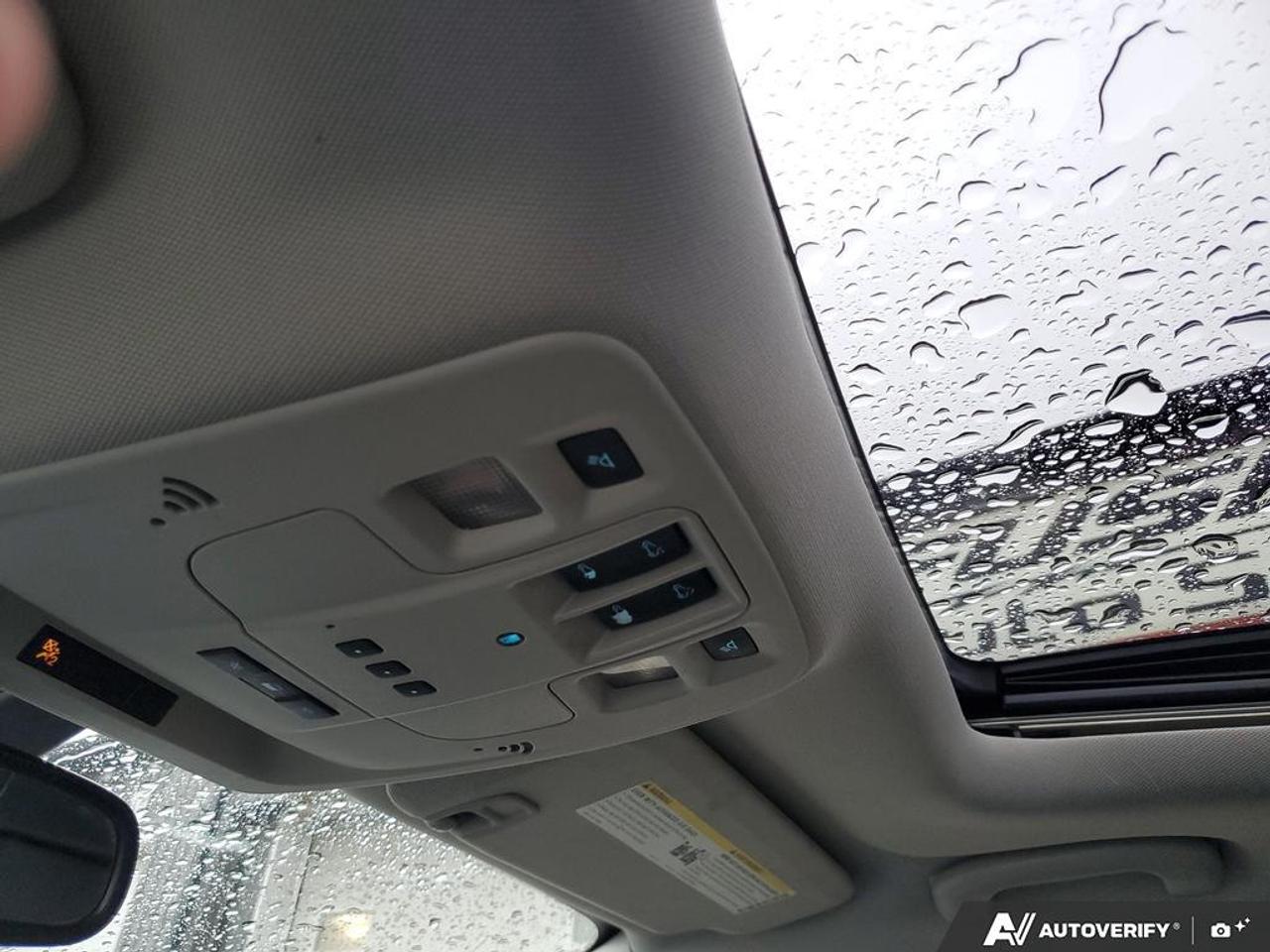 2015 Chevrolet Malibu LT-SUNROOF-REAR CAMERA-REMOTE START Photo