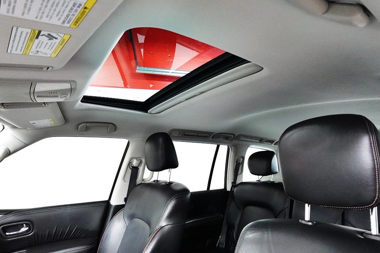 2018 Nissan Armada 4x4 SL DEALER MAINTAIN.NO ACCIDENT,8 PASS Photo