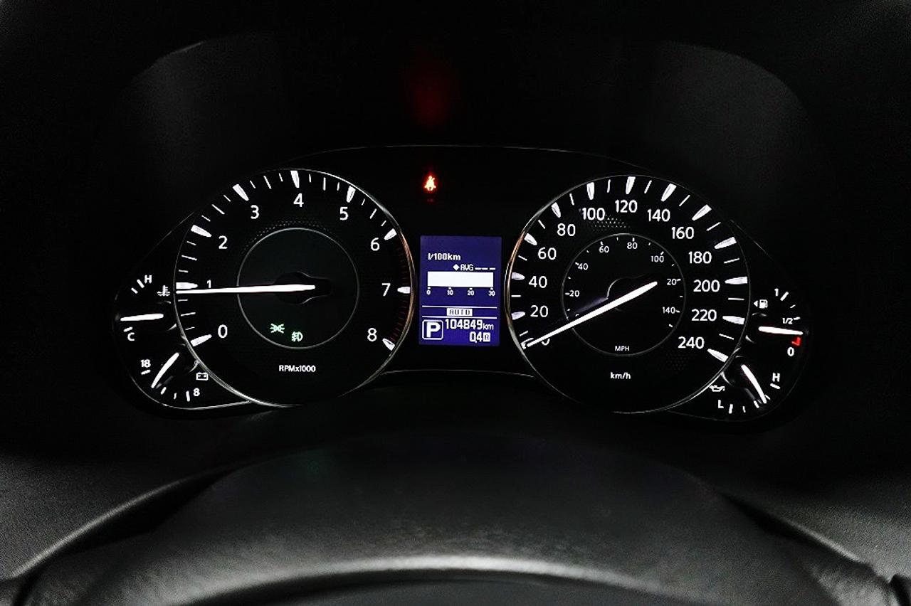 2018 Nissan Armada 4x4 SL DEALER MAINTAIN.NO ACCIDENT,8 PASS Photo