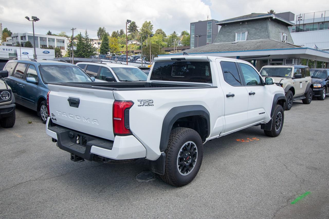 2024 Toyota Tacoma 4x4 Double Cab Auto SB TRD Photo4