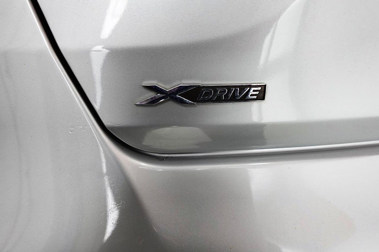 2016 BMW 3 Series 328i xDrive Gran Turismo AWD,NO ACCIDENT,LOW KM Photo