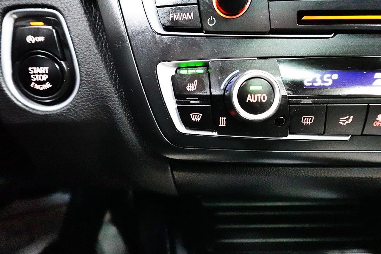 2016 BMW 3 Series 328i xDrive Gran Turismo AWD,NO ACCIDENT,LOW KM Photo