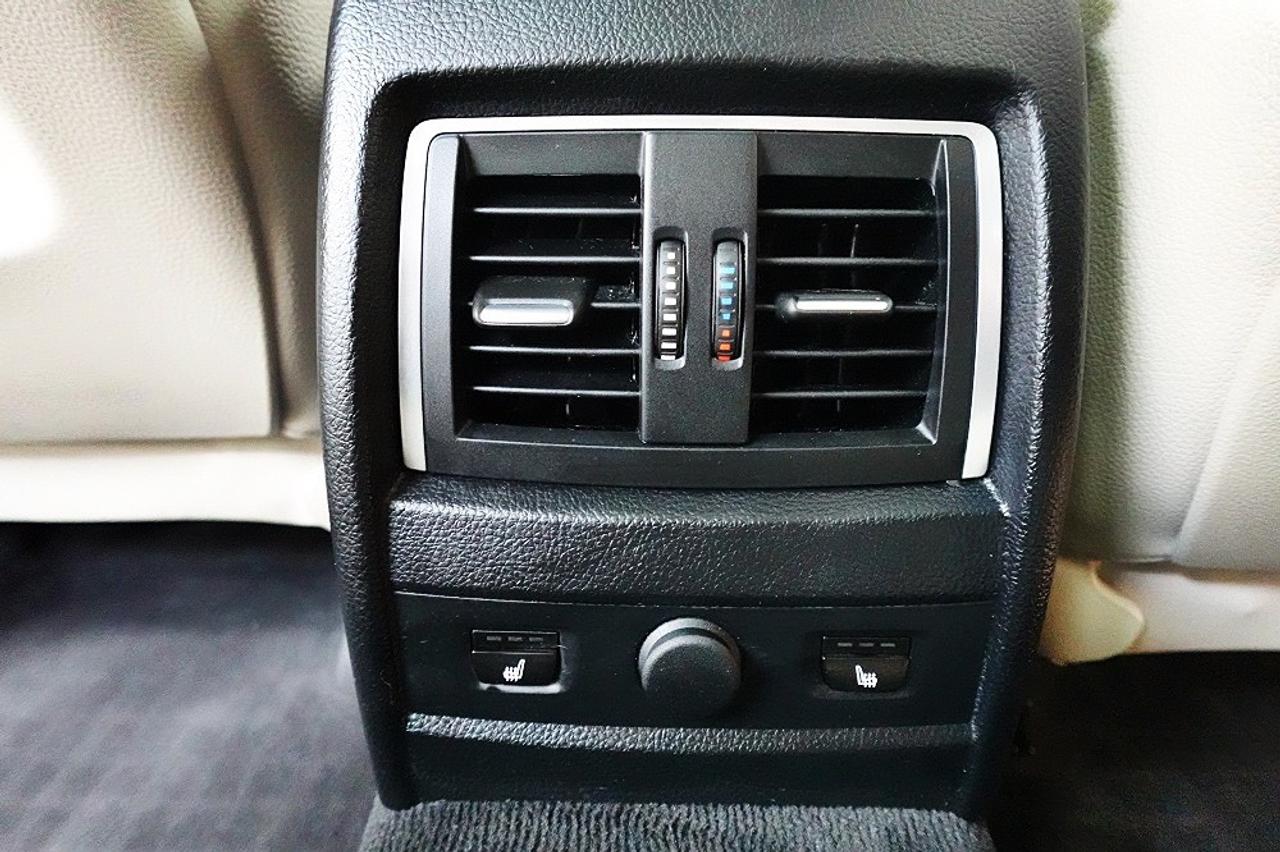 2016 BMW 3 Series 328i xDrive Gran Turismo AWD,NO ACCIDENT,LOW KM Photo