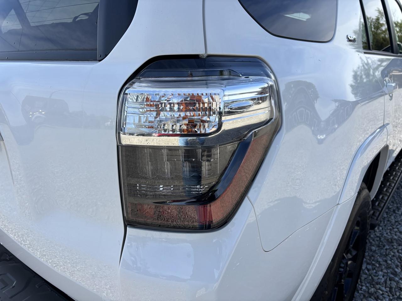 2021 Toyota 4Runner SR5 ~Single owner~No accidents~ Photo
