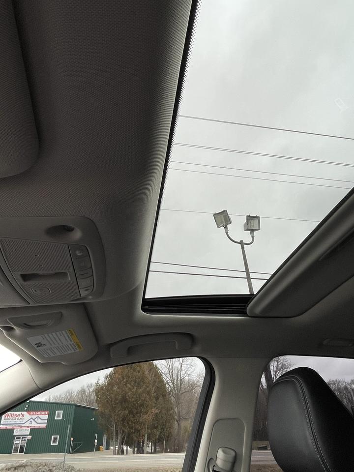 2017 Infiniti Q50 3.0T Photo