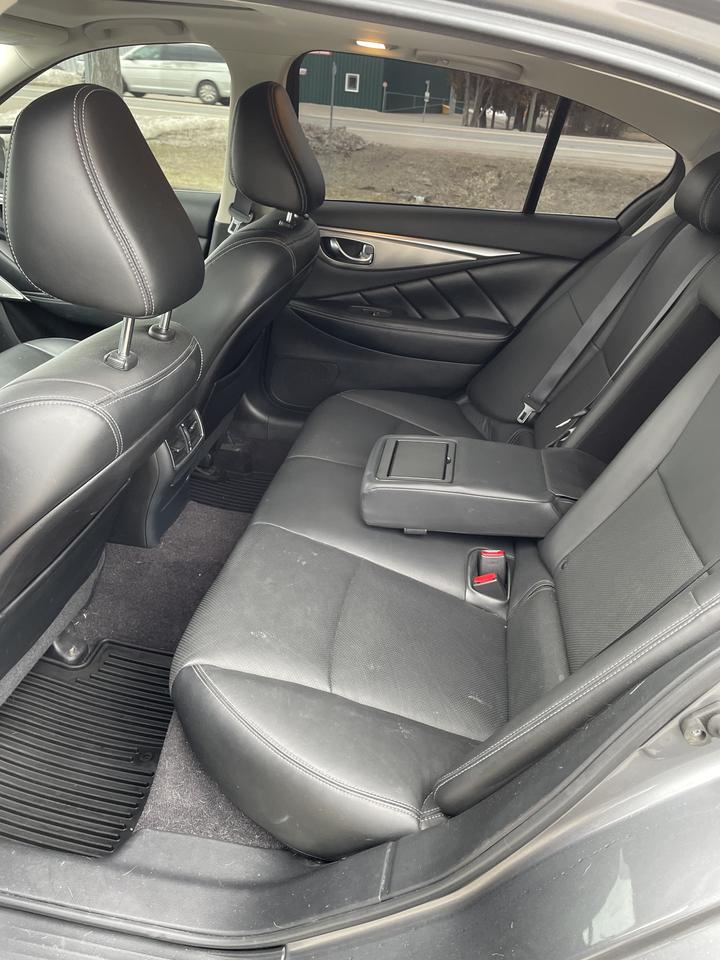 2017 Infiniti Q50 3.0T Photo