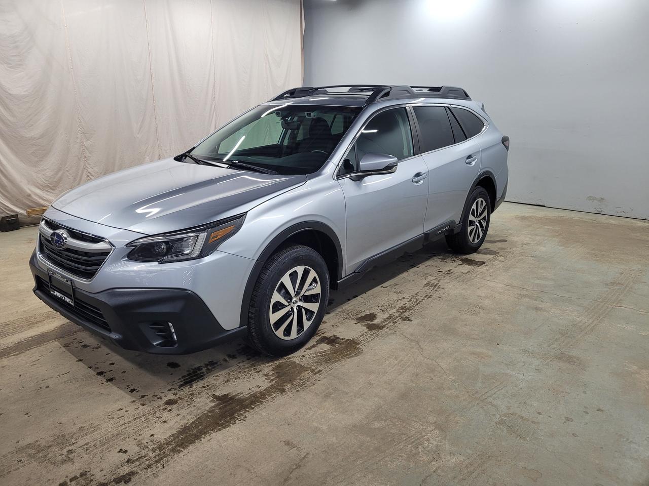 2022 Subaru Outback Touring Photo3