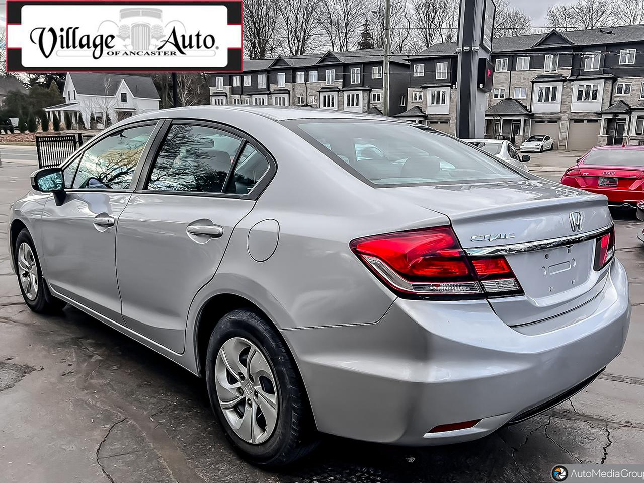 2015 Honda Civic 4dr Auto LX - Photo #5