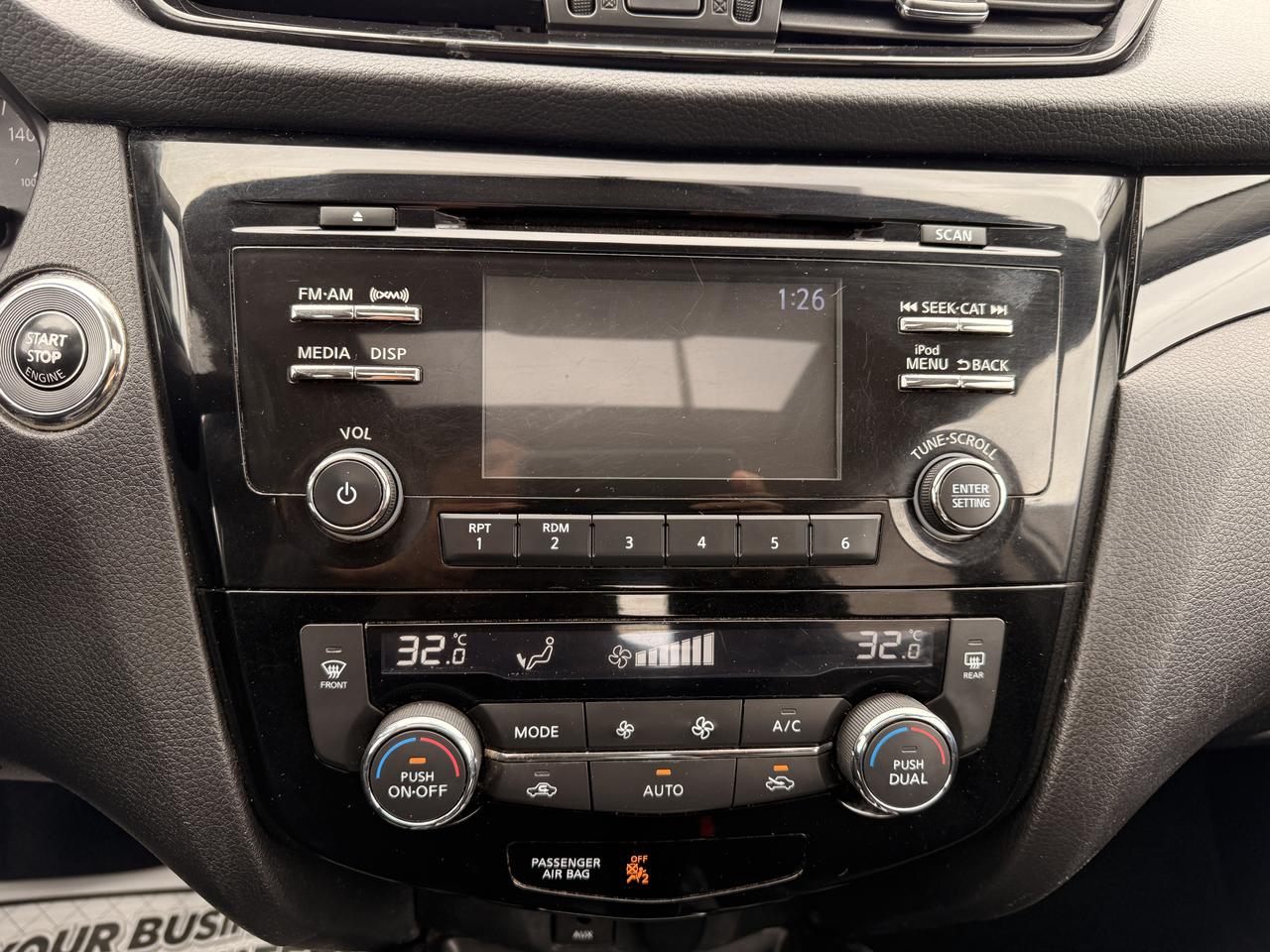 2018 Nissan Qashqai AWD SV CVT Photo