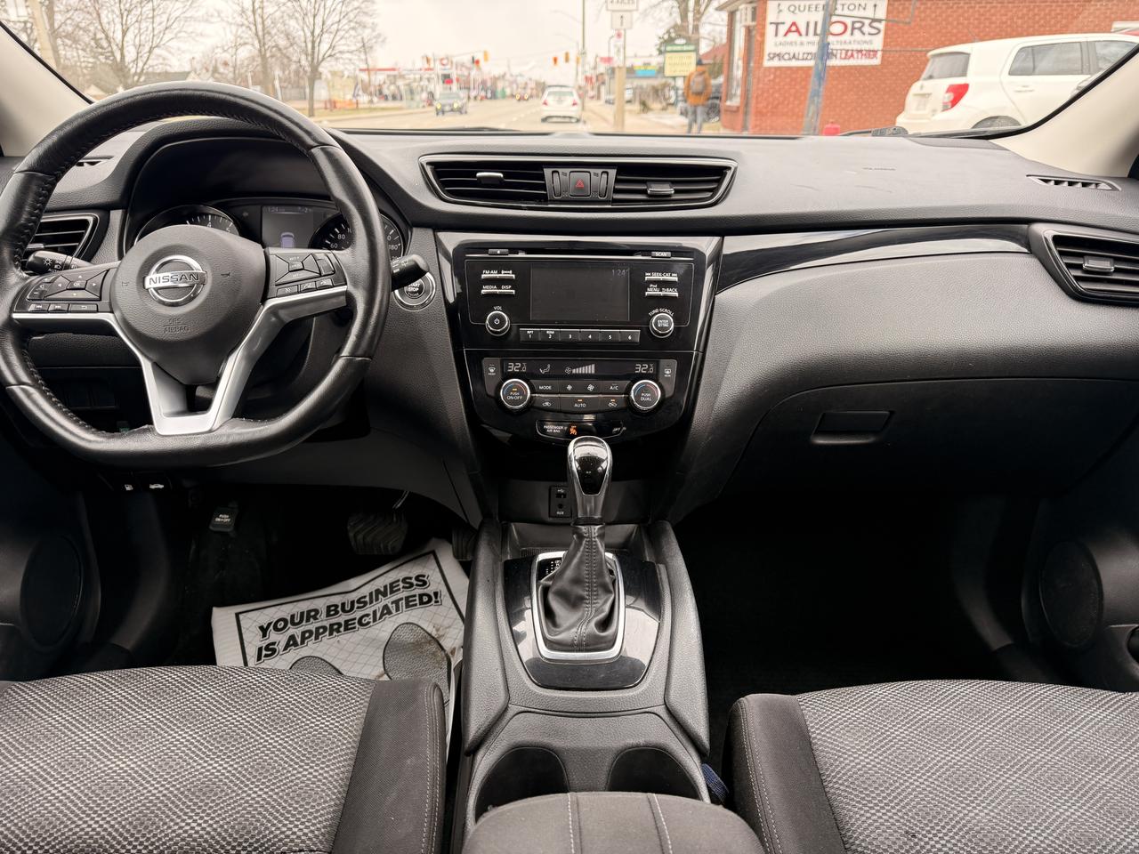 2018 Nissan Qashqai AWD SV CVT Photo