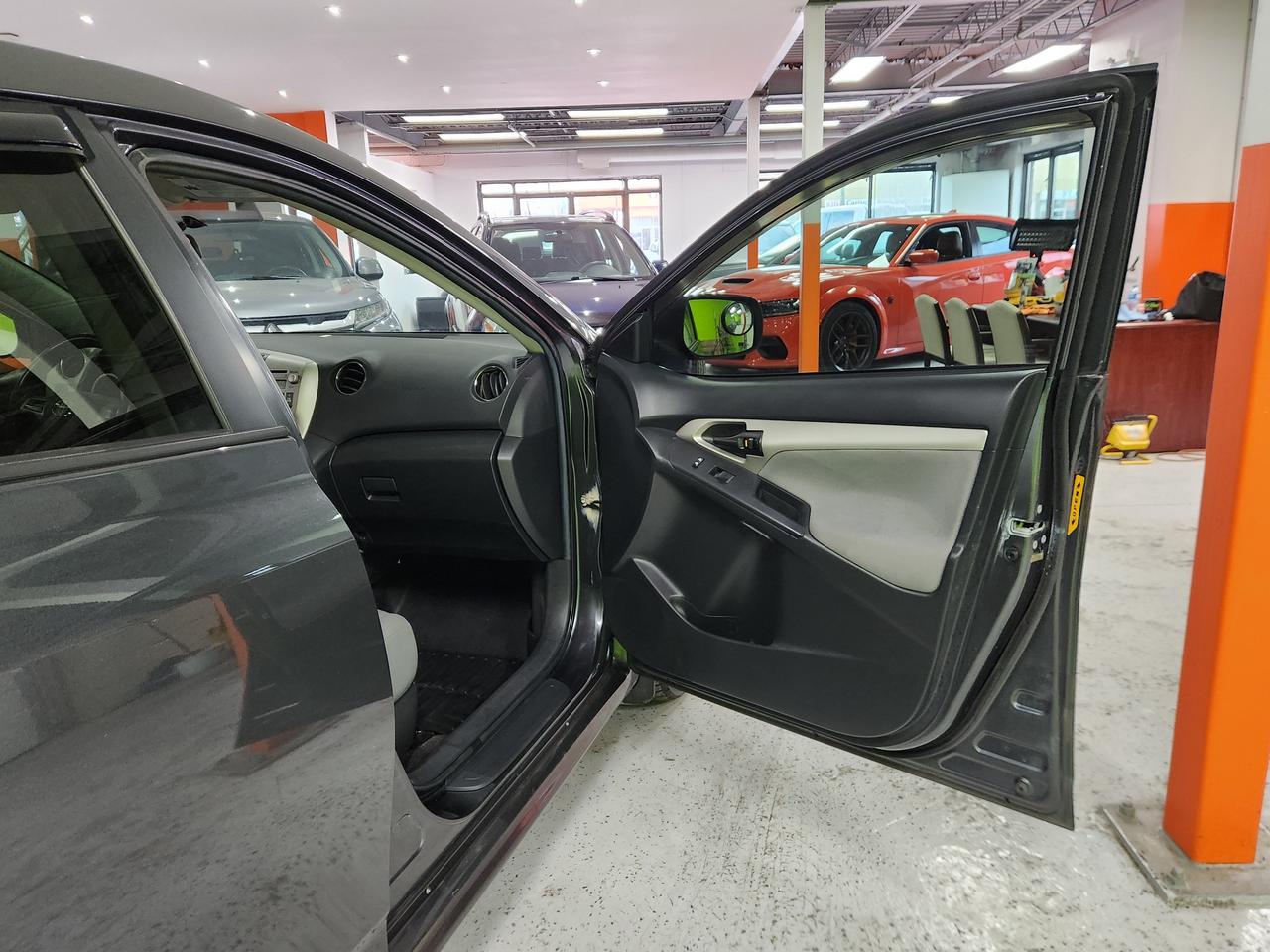 2011 Toyota Matrix Auto No Accidents A/C Power Windows Clean Photo