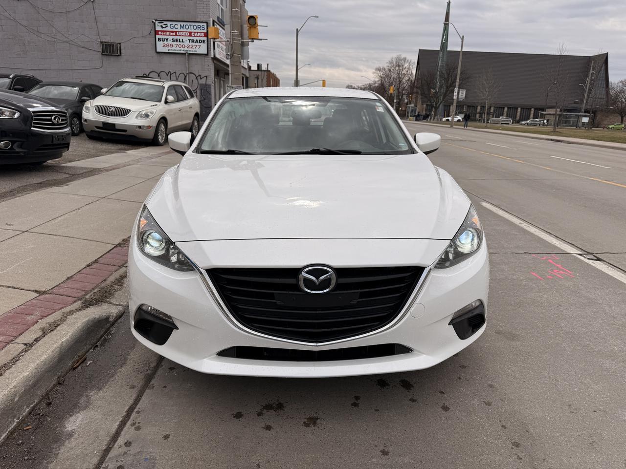 2015 Mazda MAZDA3 GX Photo