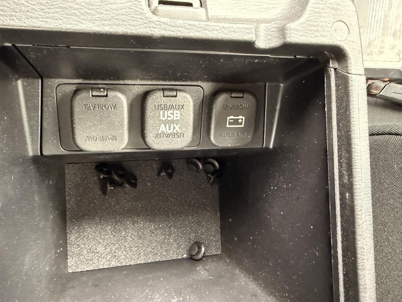 2015 Mazda MAZDA3 GX Photo