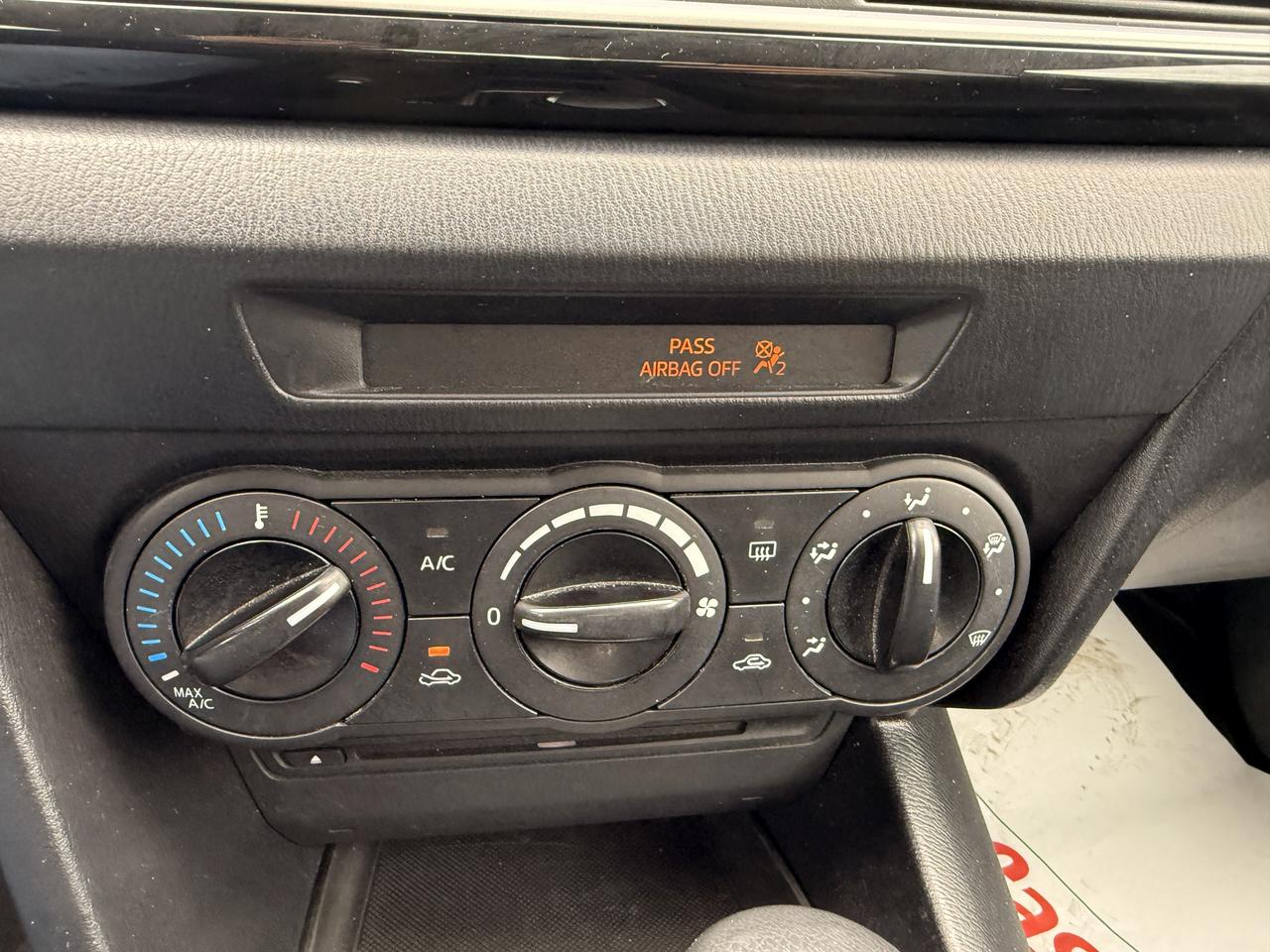 2015 Mazda MAZDA3 GX Photo