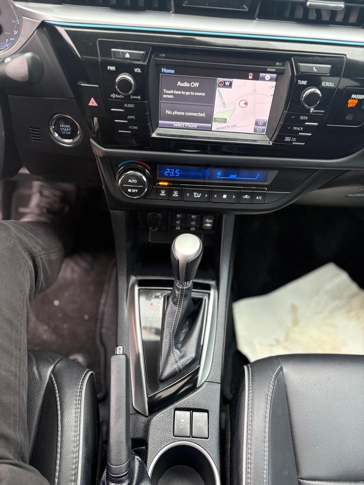 2016 Toyota Corolla LEATHER,ALLOY WHEELS,SUNROOF,NO ACCIDENT,CERTIFIED Photo