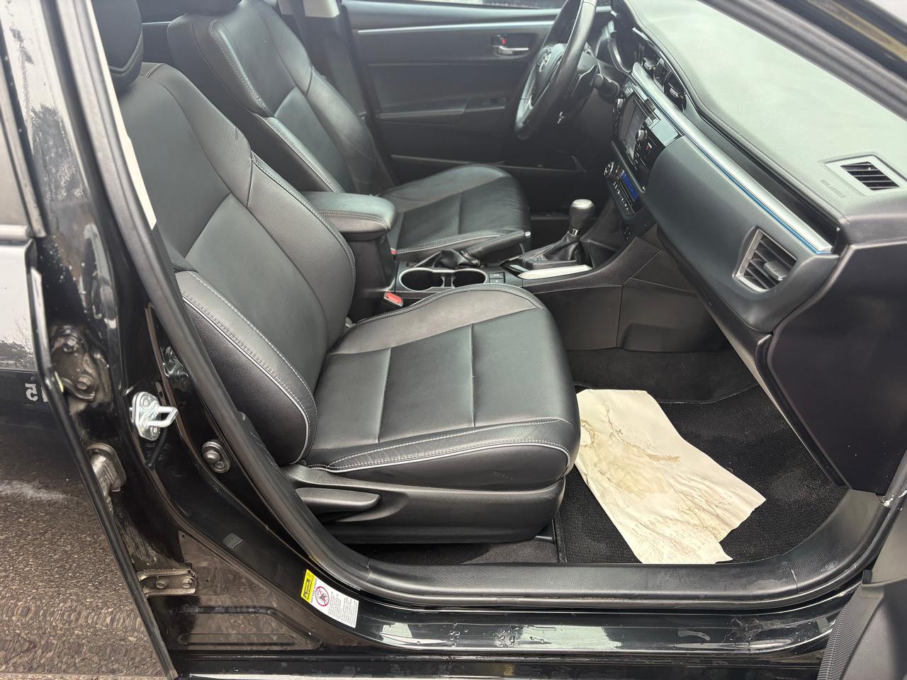 2016 Toyota Corolla LEATHER,ALLOY WHEELS,SUNROOF,NO ACCIDENT,CERTIFIED Photo