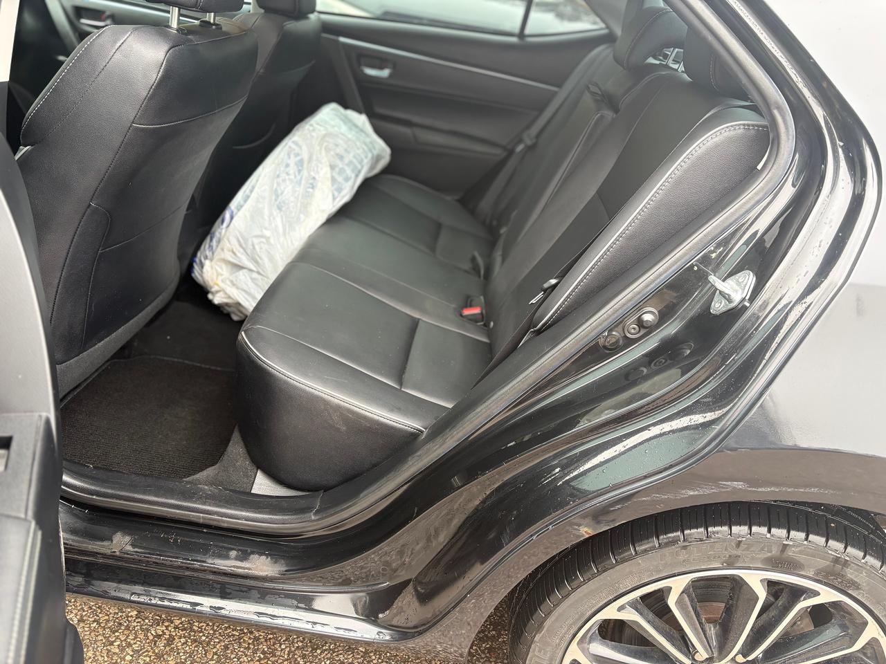 2016 Toyota Corolla LEATHER,ALLOY WHEELS,SUNROOF,NO ACCIDENT,CERTIFIED Photo