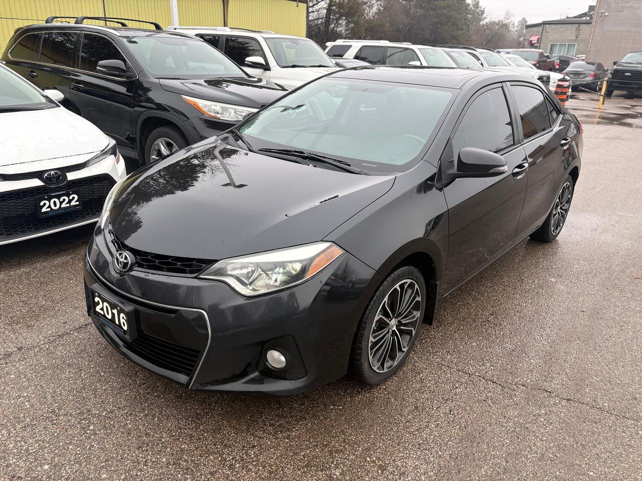 2016 Toyota Corolla LEATHER,ALLOY WHEELS,SUNROOF,NO ACCIDENT,CERTIFIED Photo