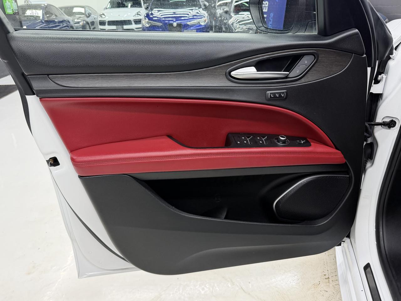 2021 Alfa Romeo Stelvio TI|NAV|BACKUP|BSM|LKA|ACC|FCW|PANO|CARPLAY| Photo