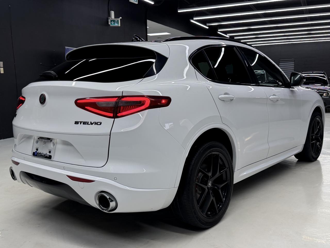 2021 Alfa Romeo Stelvio TI|NAV|BACKUP|BSM|LKA|ACC|FCW|PANO|CARPLAY| Photo3