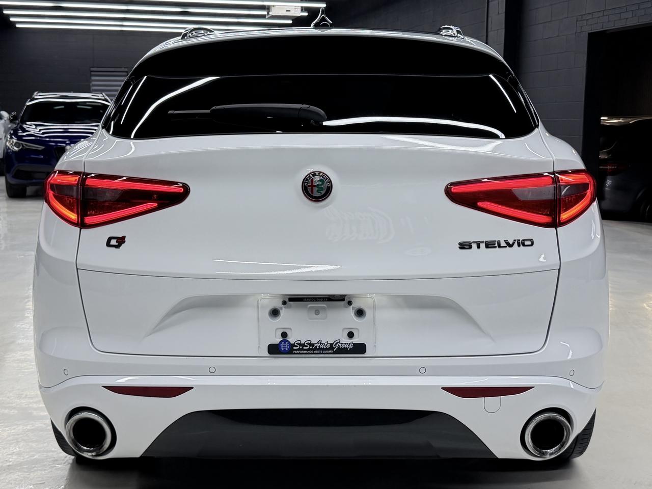 2021 Alfa Romeo Stelvio TI|NAV|BACKUP|BSM|LKA|ACC|FCW|PANO|CARPLAY| Photo