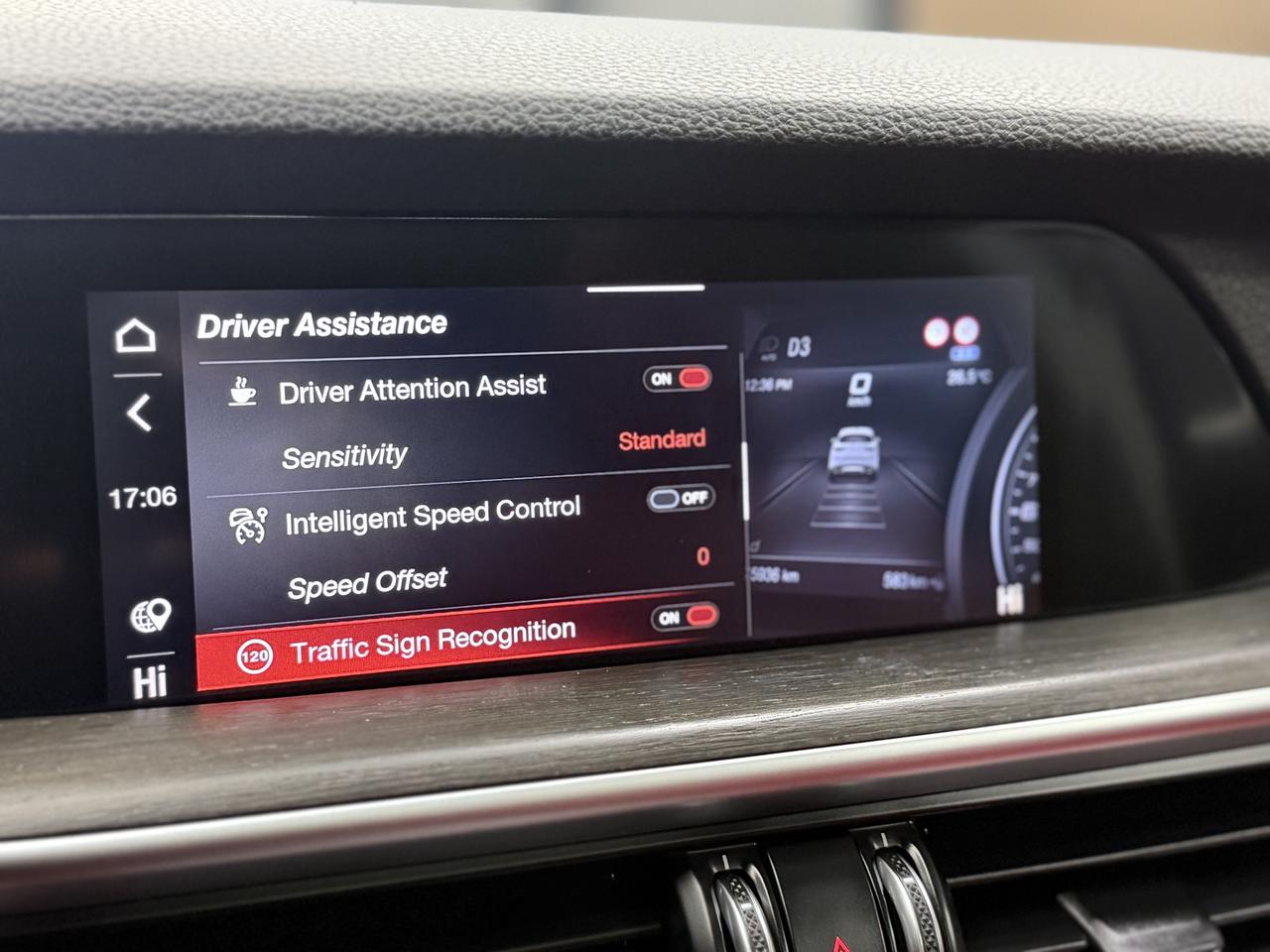 2021 Alfa Romeo Stelvio TI|NAV|BACKUP|BSM|LKA|ACC|FCW|PANO|CARPLAY| Photo