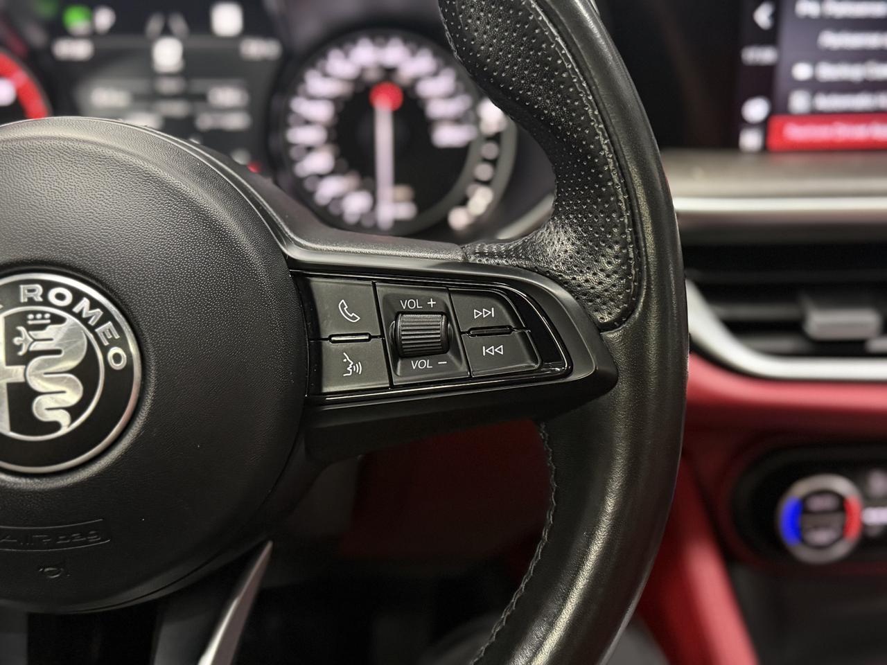 2021 Alfa Romeo Stelvio TI|NAV|BACKUP|BSM|LKA|ACC|FCW|PANO|CARPLAY| Photo