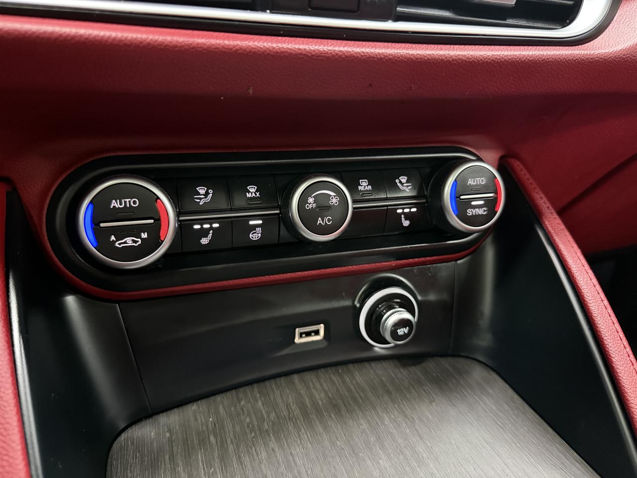 2021 Alfa Romeo Stelvio TI|NAV|BACKUP|BSM|LKA|ACC|FCW|PANO|CARPLAY| Photo