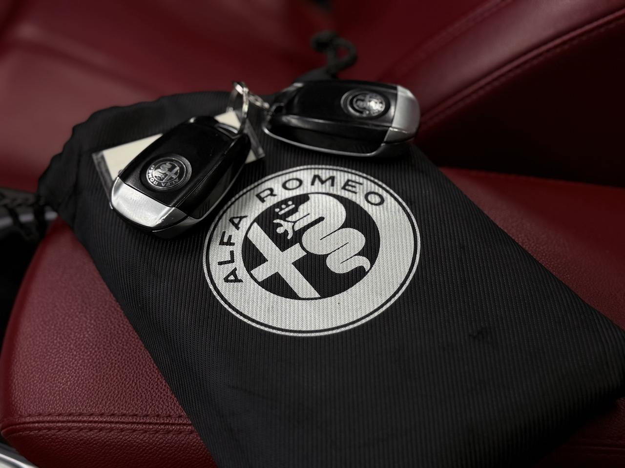 2021 Alfa Romeo Stelvio TI|NAV|BACKUP|BSM|LKA|ACC|FCW|PANO|CARPLAY| Photo