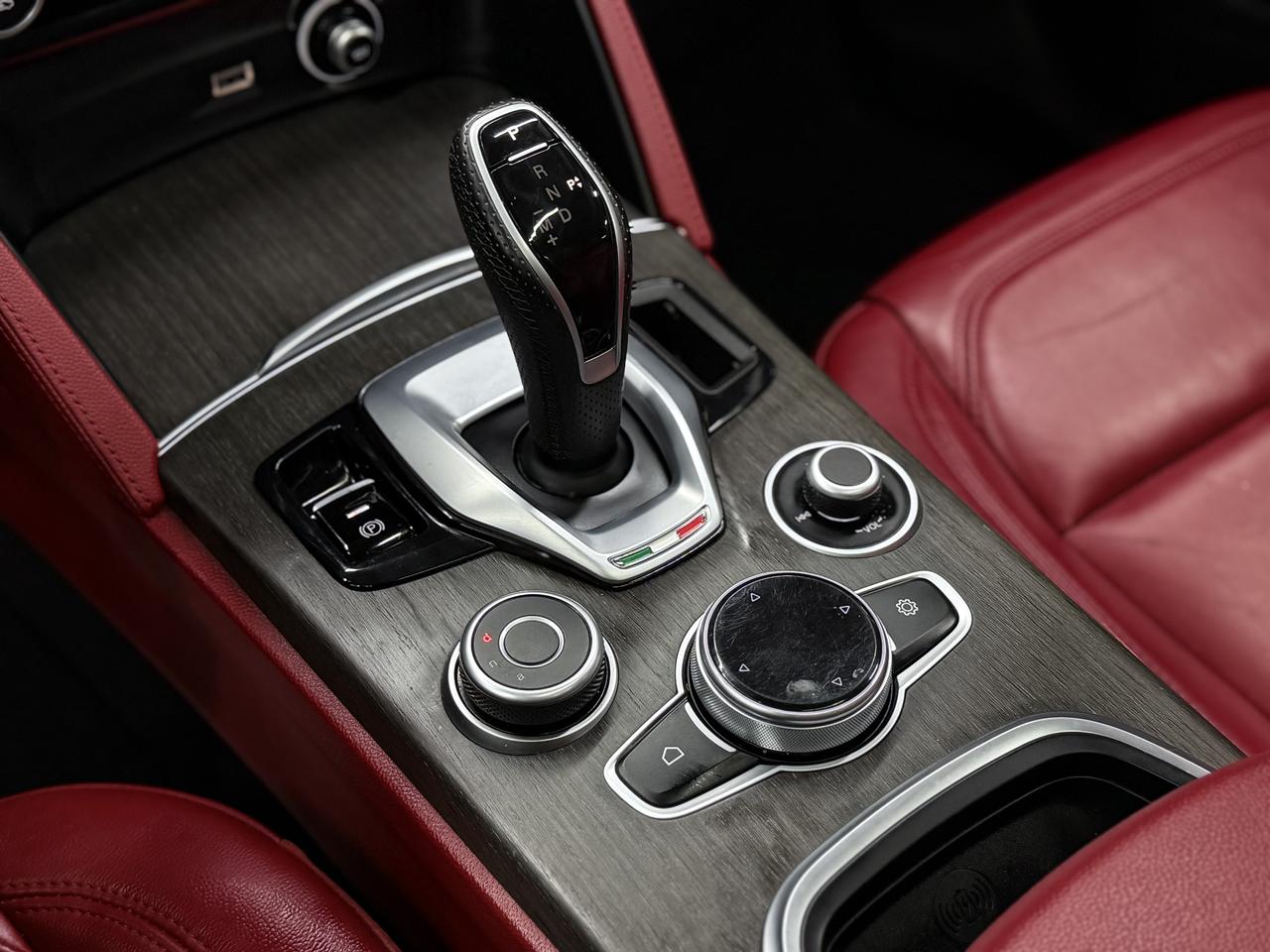 2021 Alfa Romeo Stelvio TI|NAV|BACKUP|BSM|LKA|ACC|FCW|PANO|CARPLAY| Photo