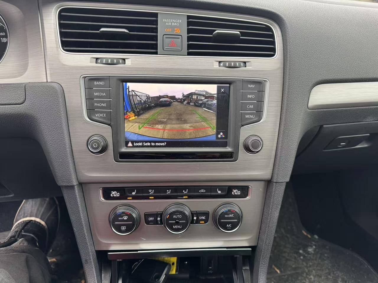 2016 Volkswagen Golf SportWagen 4dr Auto 1.8 TSI Comfortline Photo