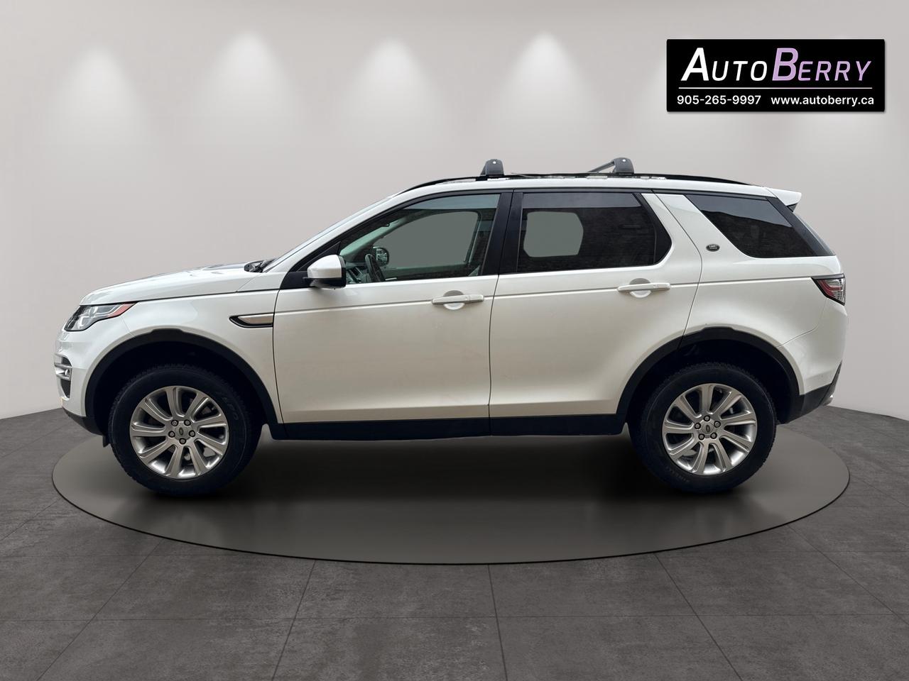 2016 Land Rover Discovery Sport HSE Luxury Photo4