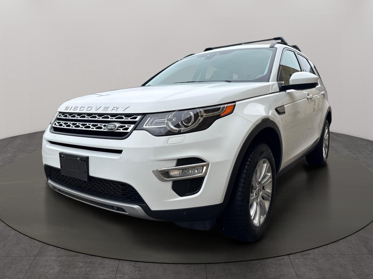 2016 Land Rover Discovery Sport HSE Luxury Photo
