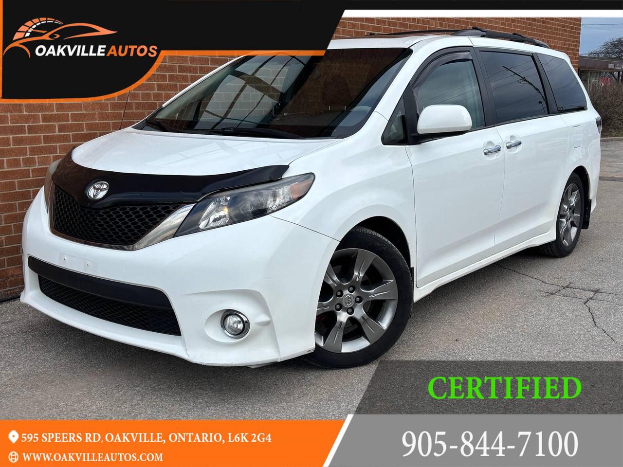 2014 Toyota Sienna SE 8-Pass FWD Photo0
