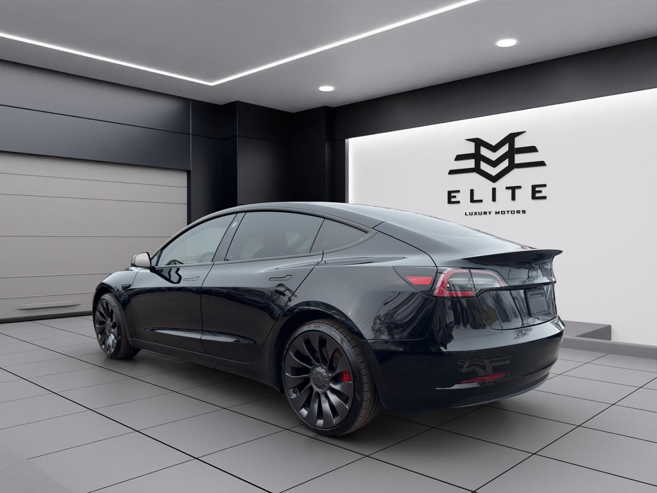 2022 Tesla Model 3 PERFORMANCE AWD-Blind Spot Monitor-Reverse Camera !!! Photo