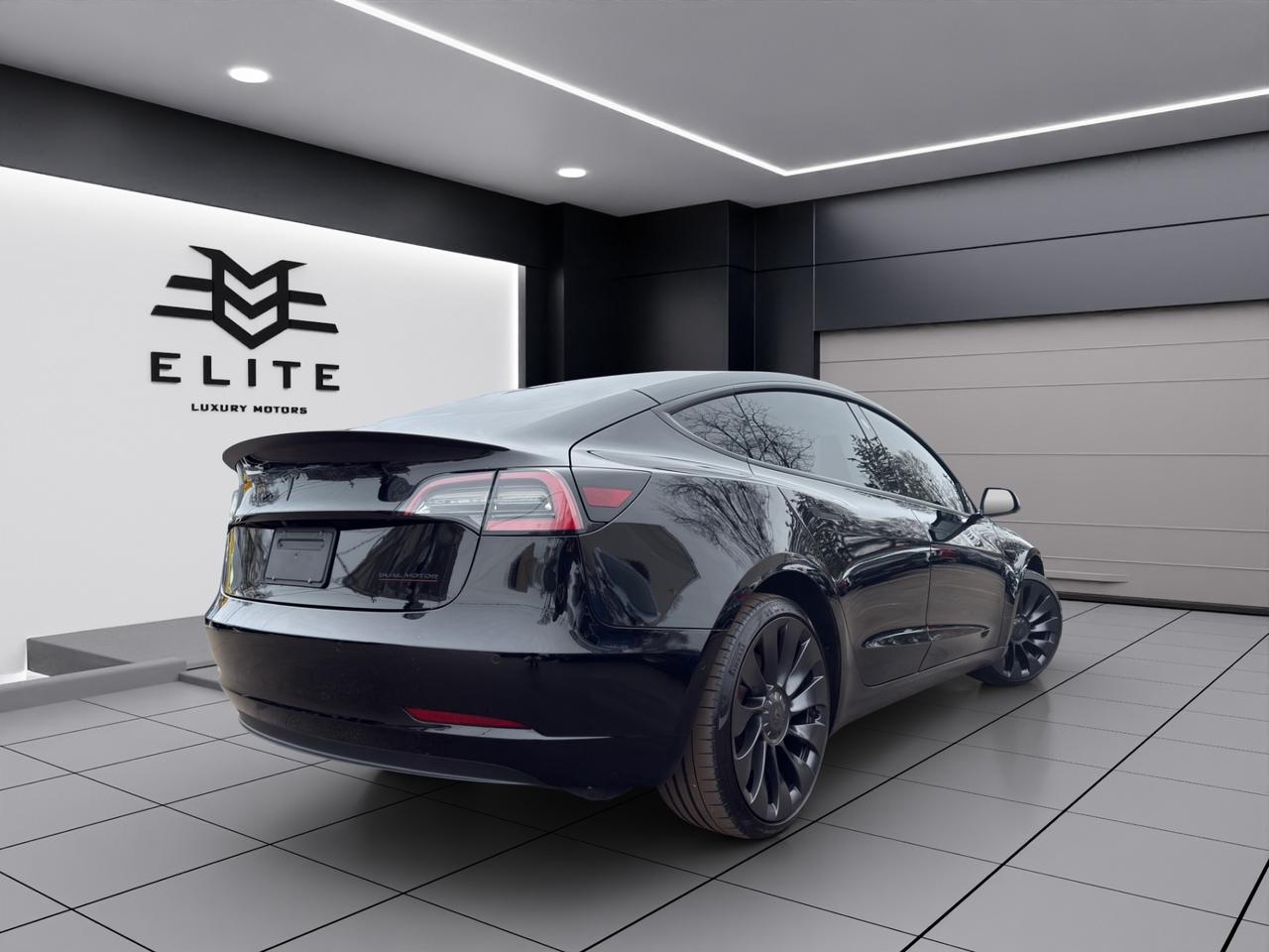 2022 Tesla Model 3 PERFORMANCE AWD-Blind Spot Monitor-Reverse Camera !!! Photo