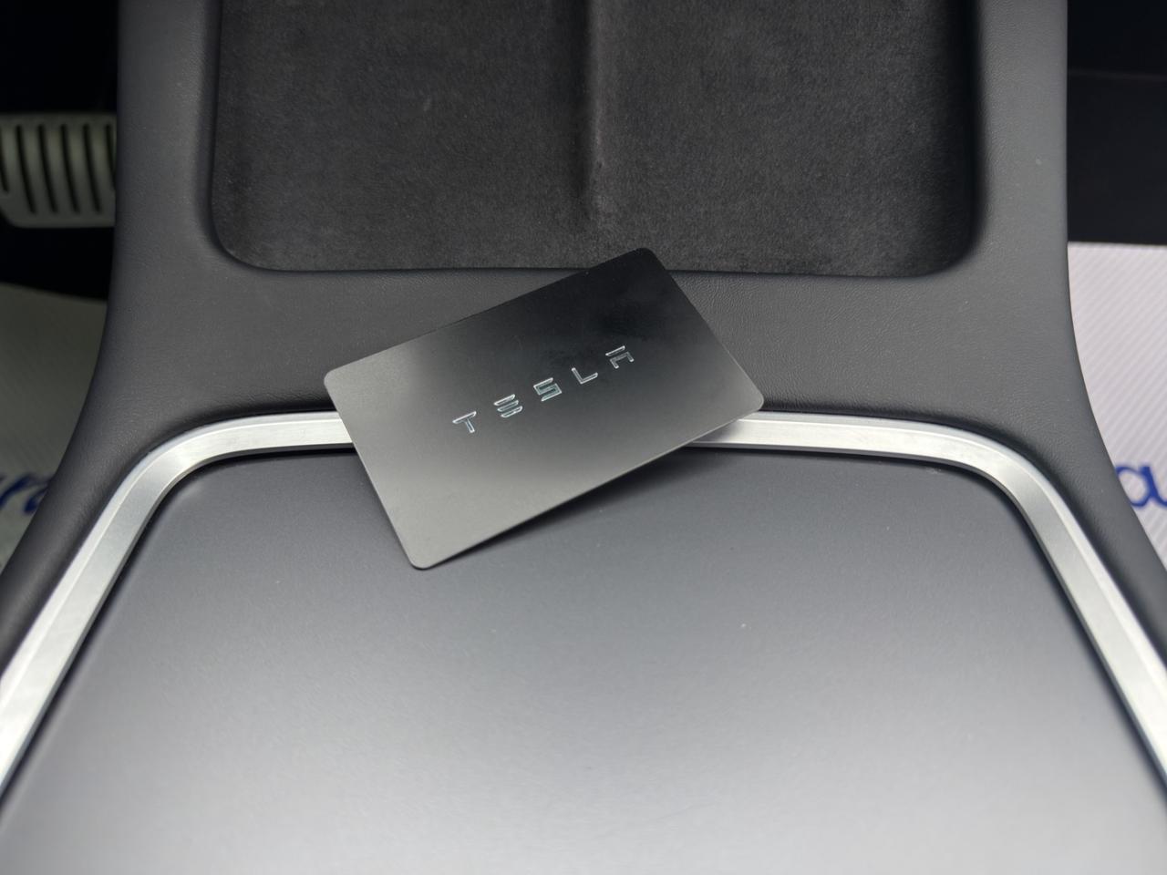 2022 Tesla Model 3 PERFORMANCE AWD-Blind Spot Monitor-Reverse Camera !!! Photo