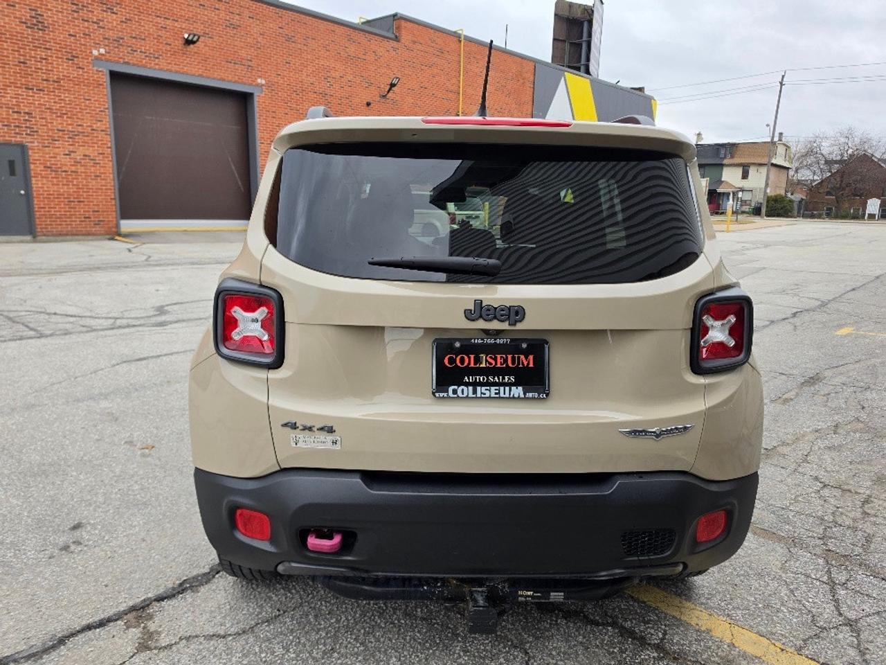 2017 Jeep Renegade 4WD DESERTHAWK TRAILHAWK-SKY ROOF Photo