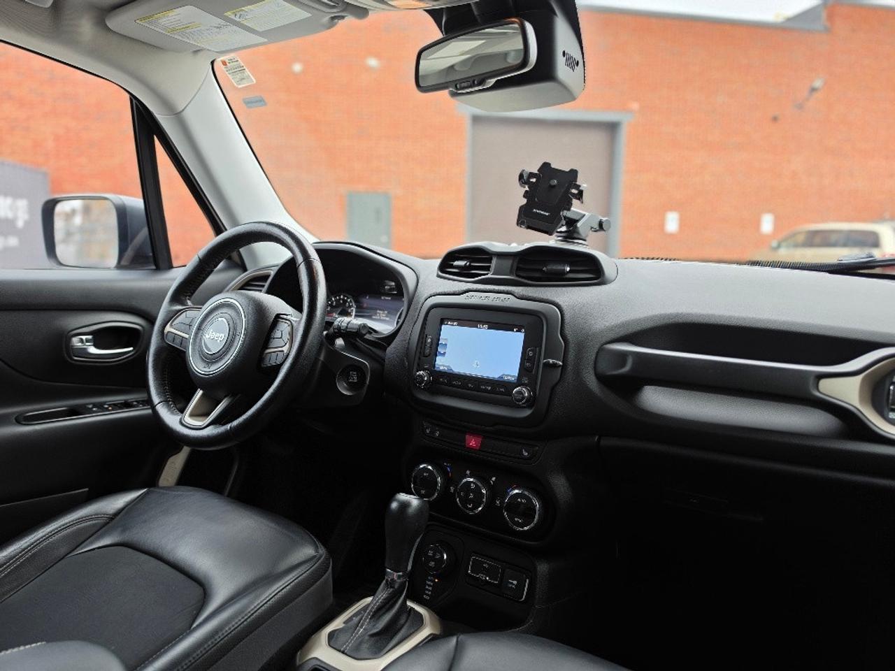 2017 Jeep Renegade 4WD DESERTHAWK TRAILHAWK-SKY ROOF Photo