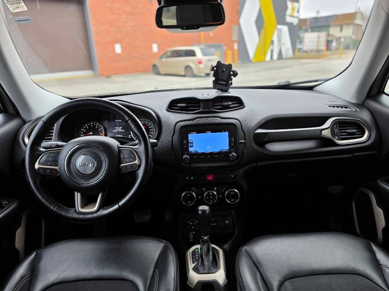 2017 Jeep Renegade 4WD DESERTHAWK TRAILHAWK-SKY ROOF Photo