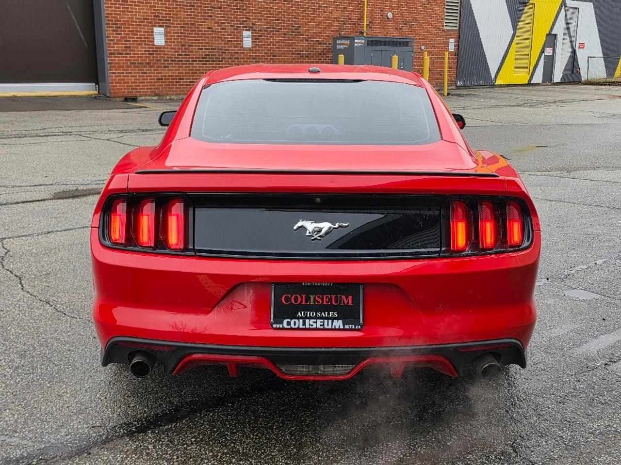 2016 Ford Mustang FASTBACK PREMIUM-AUTOMATIC-LEATHER-LOADED Photo