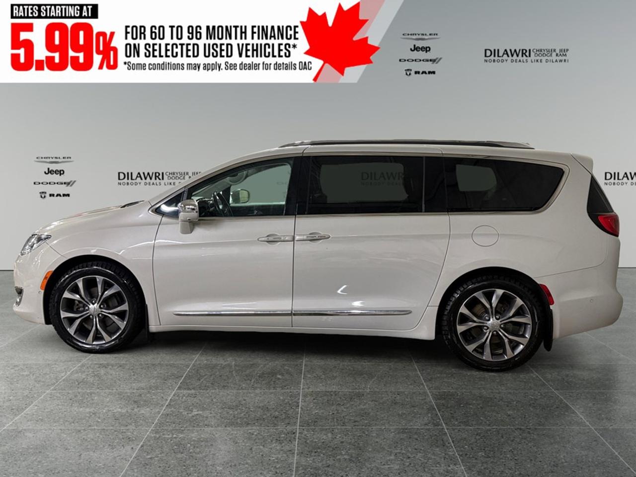 2017 Chrysler Pacifica 4dr Wgn Limited Photo