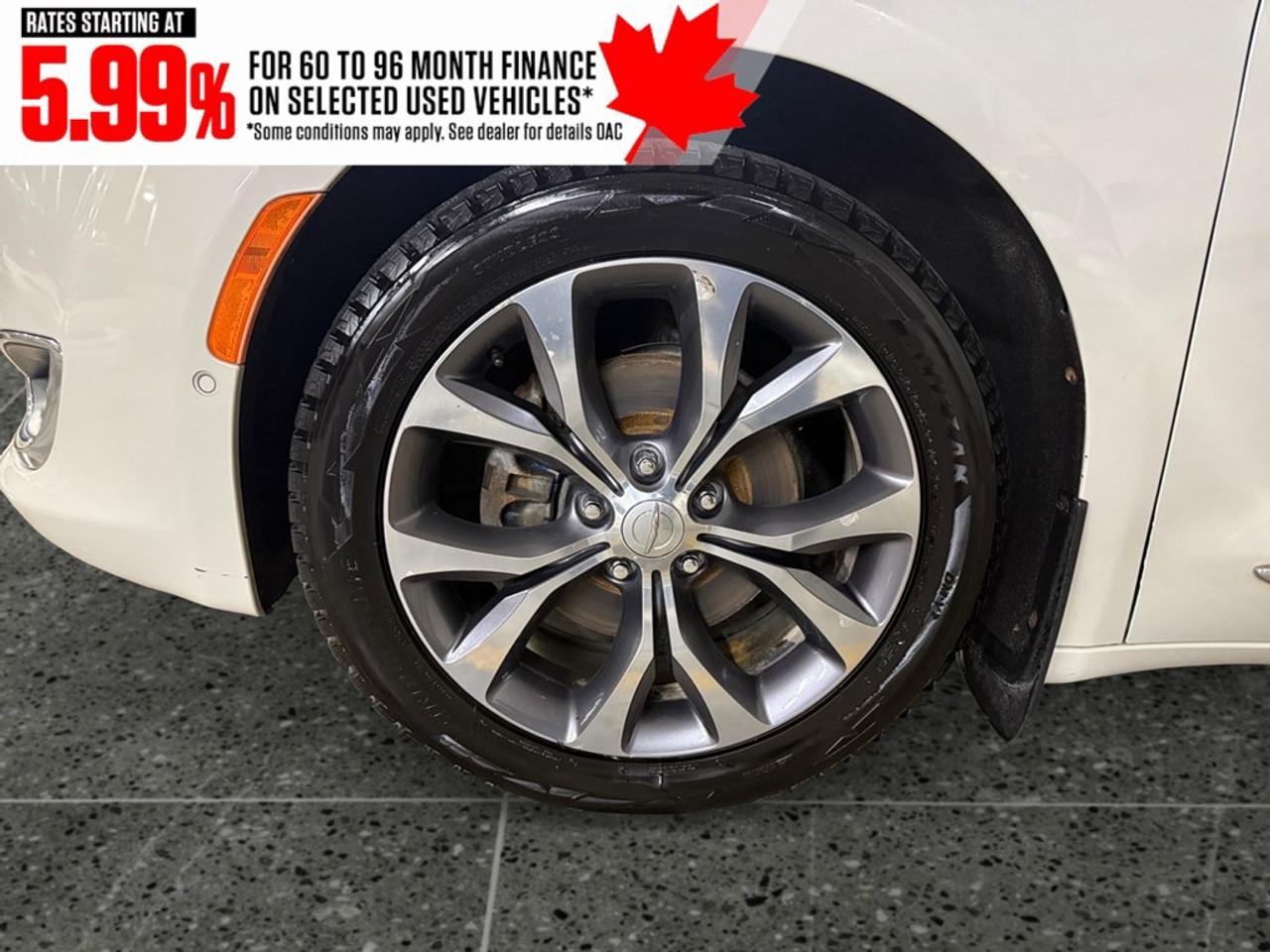 2017 Chrysler Pacifica 4dr Wgn Limited Photo