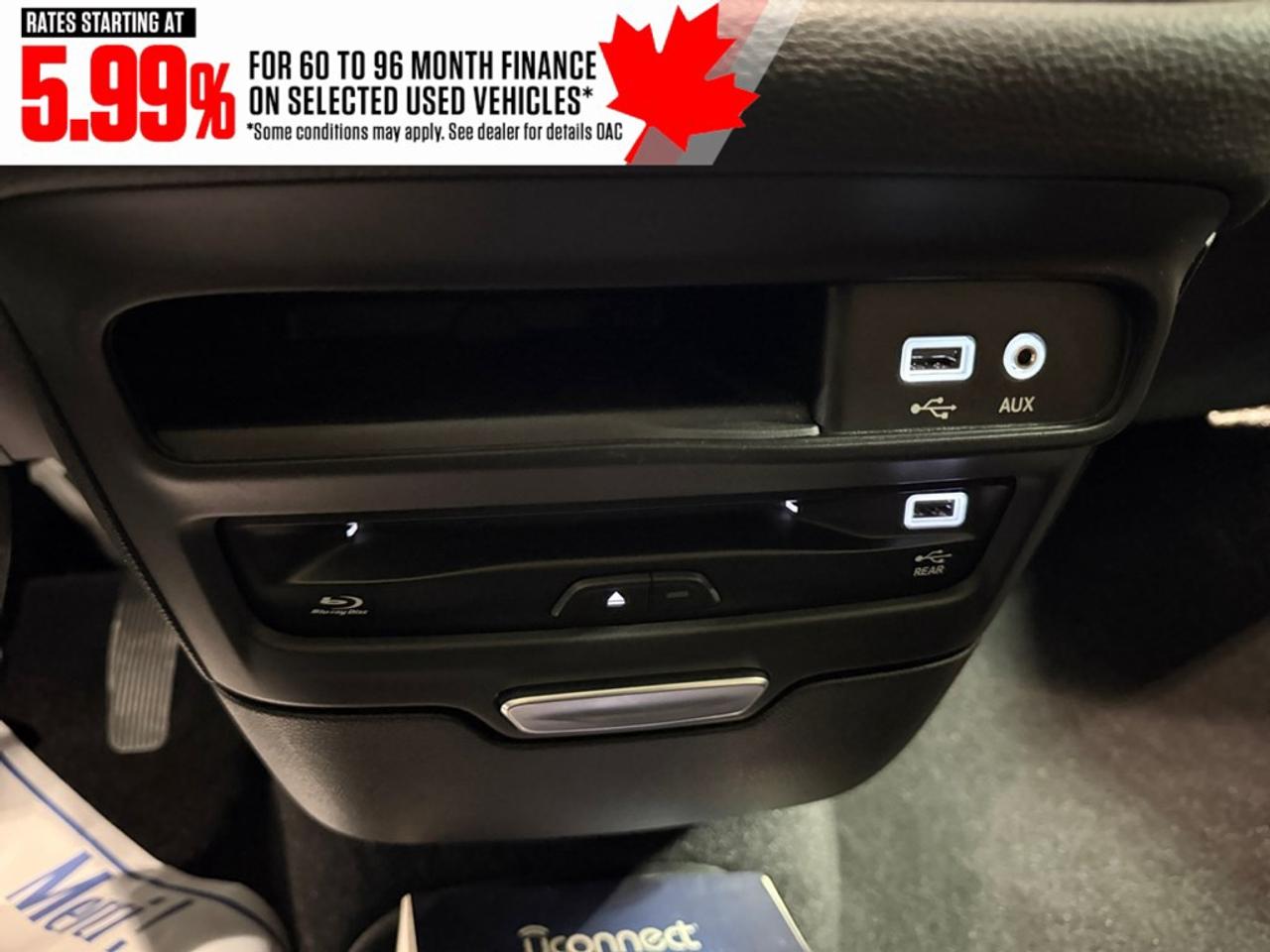 2017 Chrysler Pacifica 4dr Wgn Limited Photo