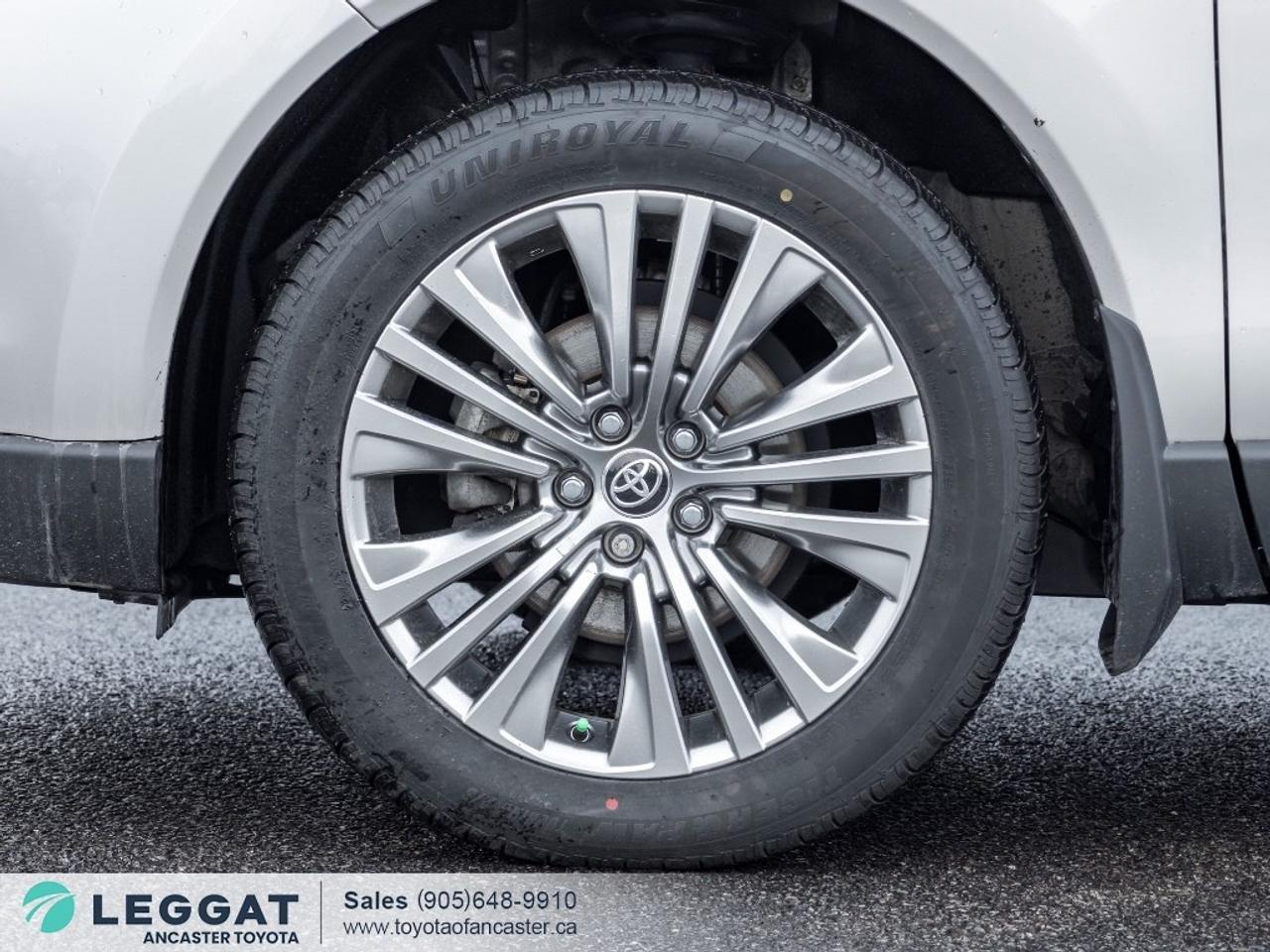 2024 Toyota Venza LIMITED AWD Photo