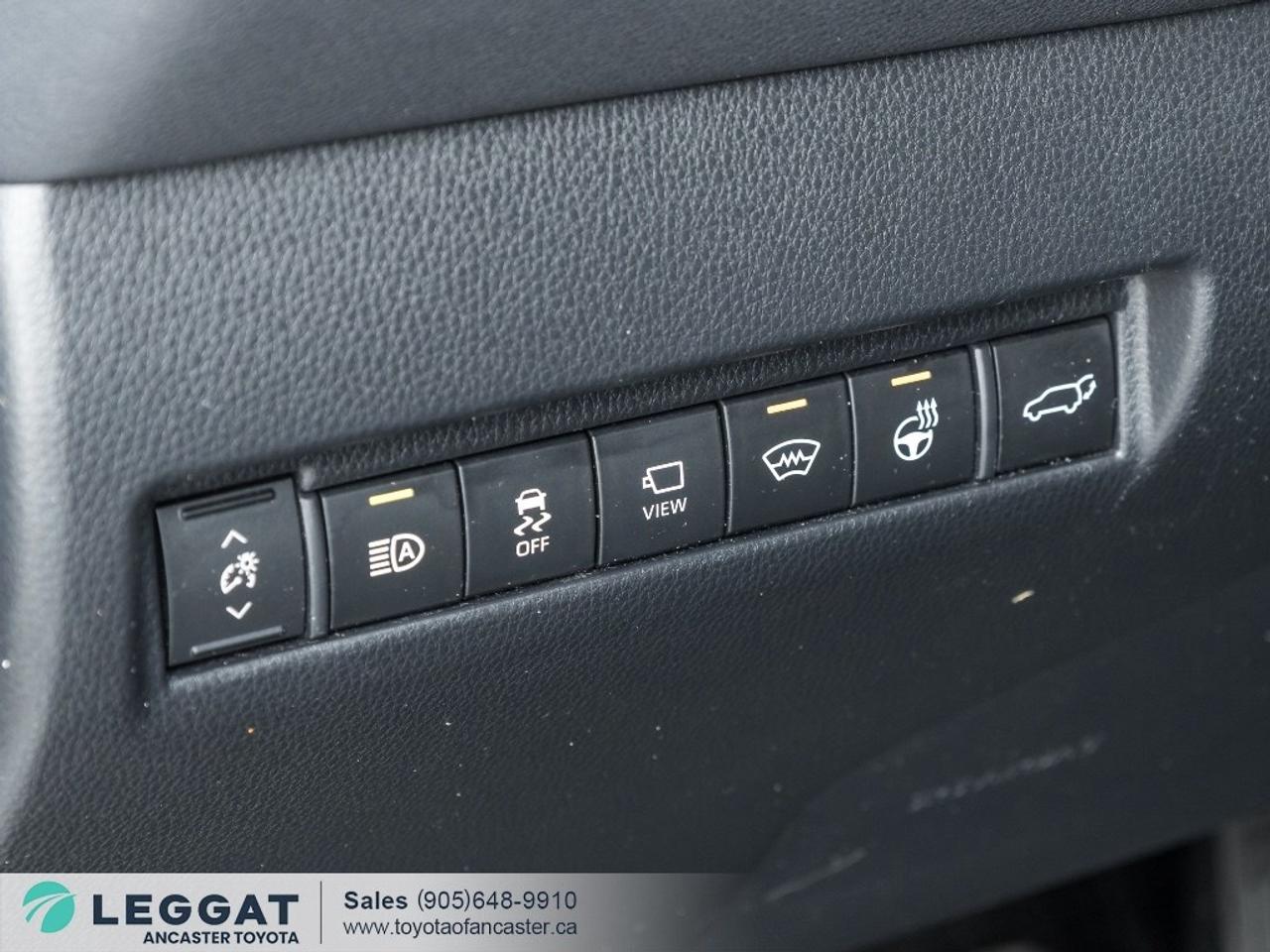 2024 Toyota Venza LIMITED AWD Photo