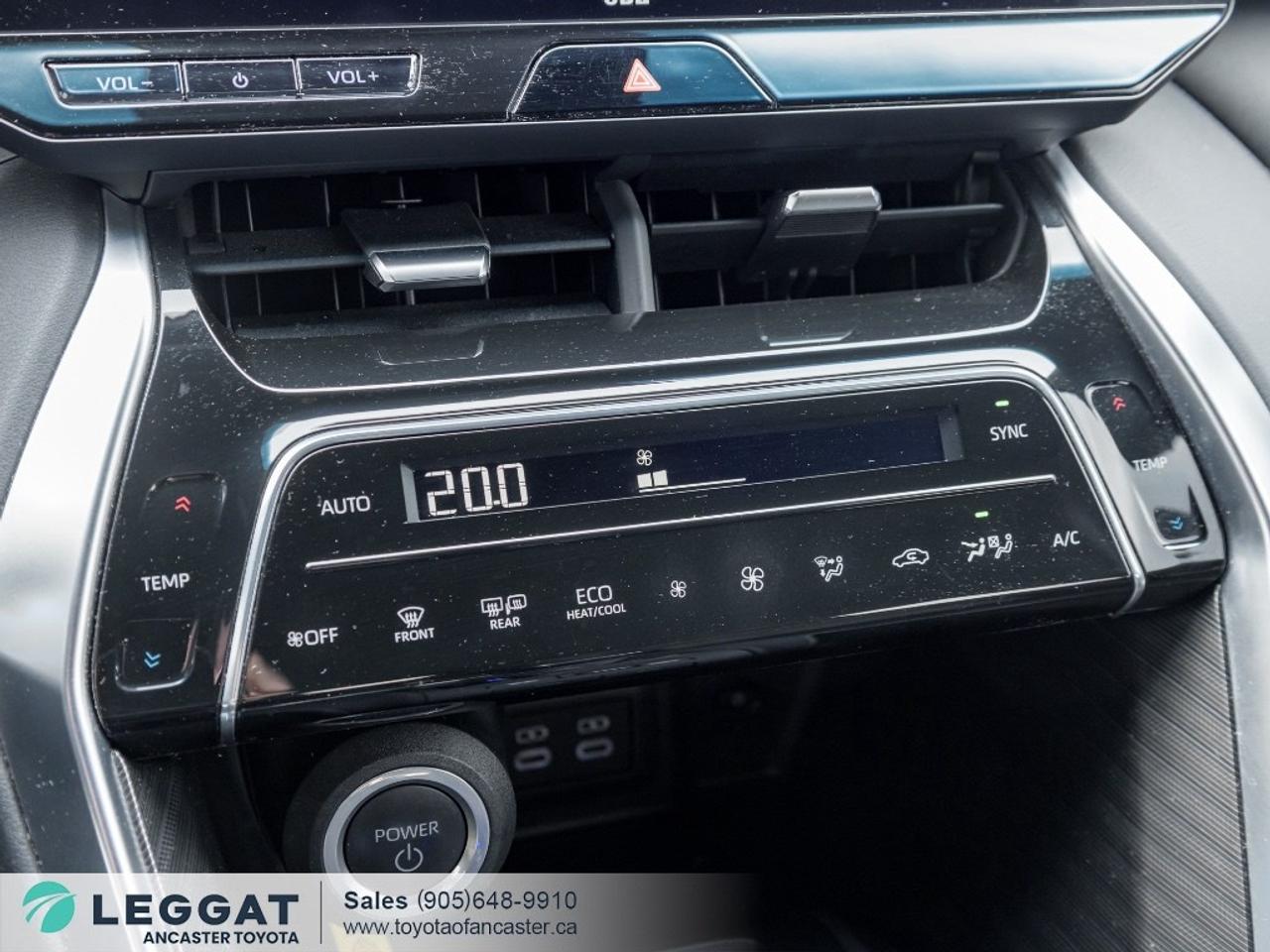 2024 Toyota Venza LIMITED AWD Photo