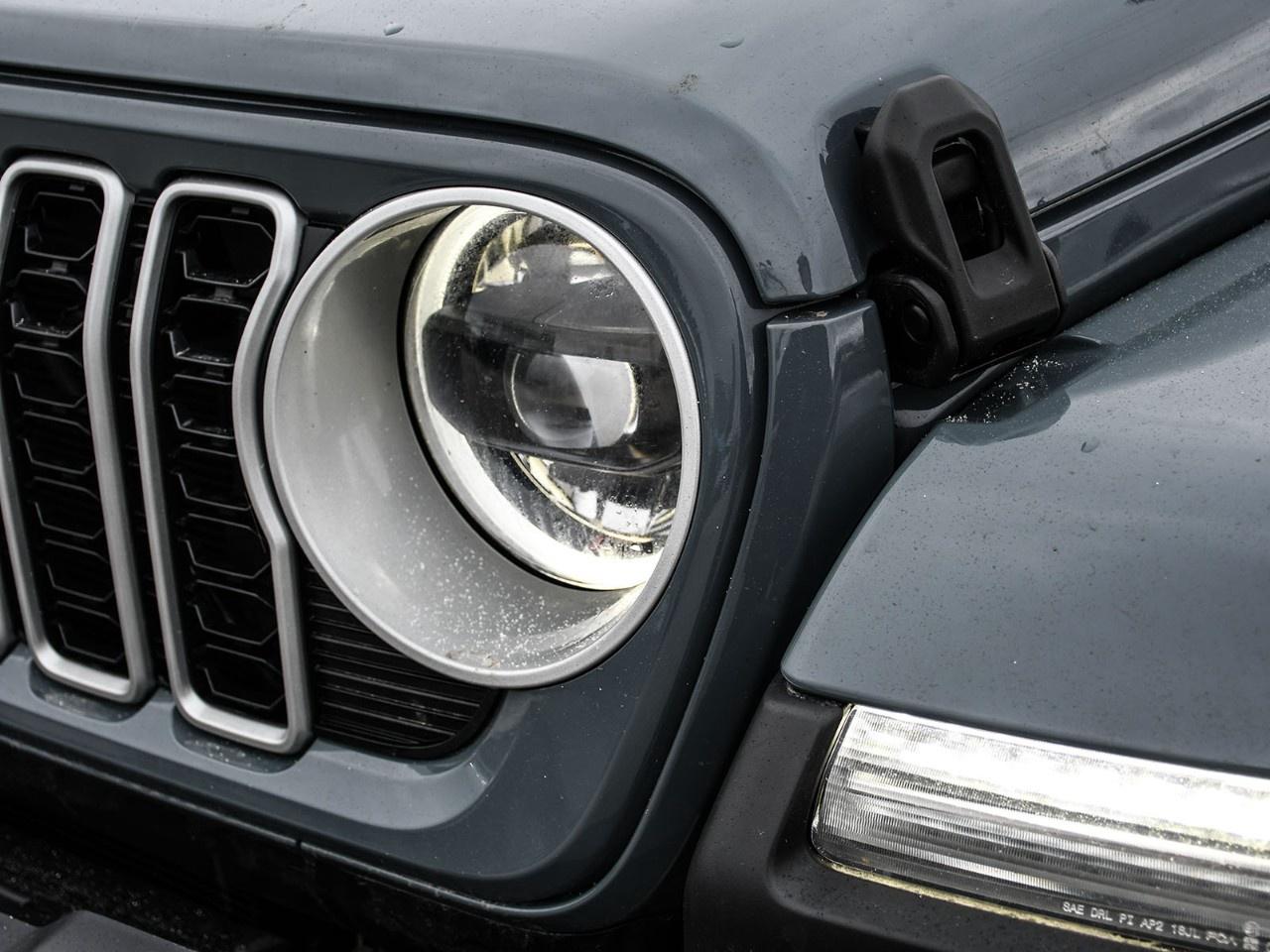 2024 Jeep Wrangler Sahara 4 Door 4x4 Photo